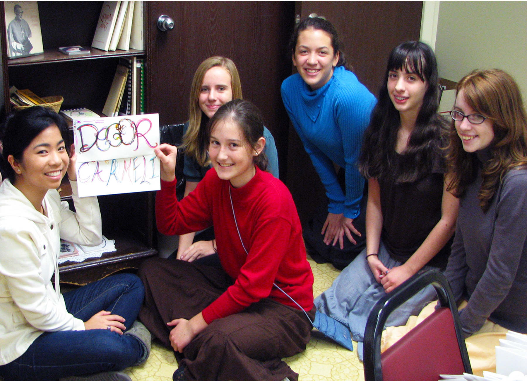 Decor Carmeli Small Group