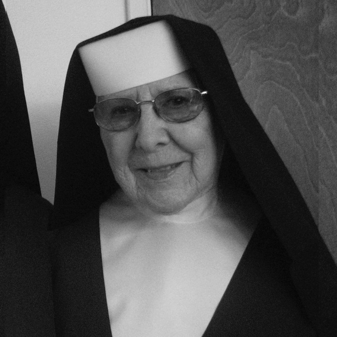 Sister Maria Teresa, O.C.D. Memorial Card: June 30, 1921 - December 6, 2020